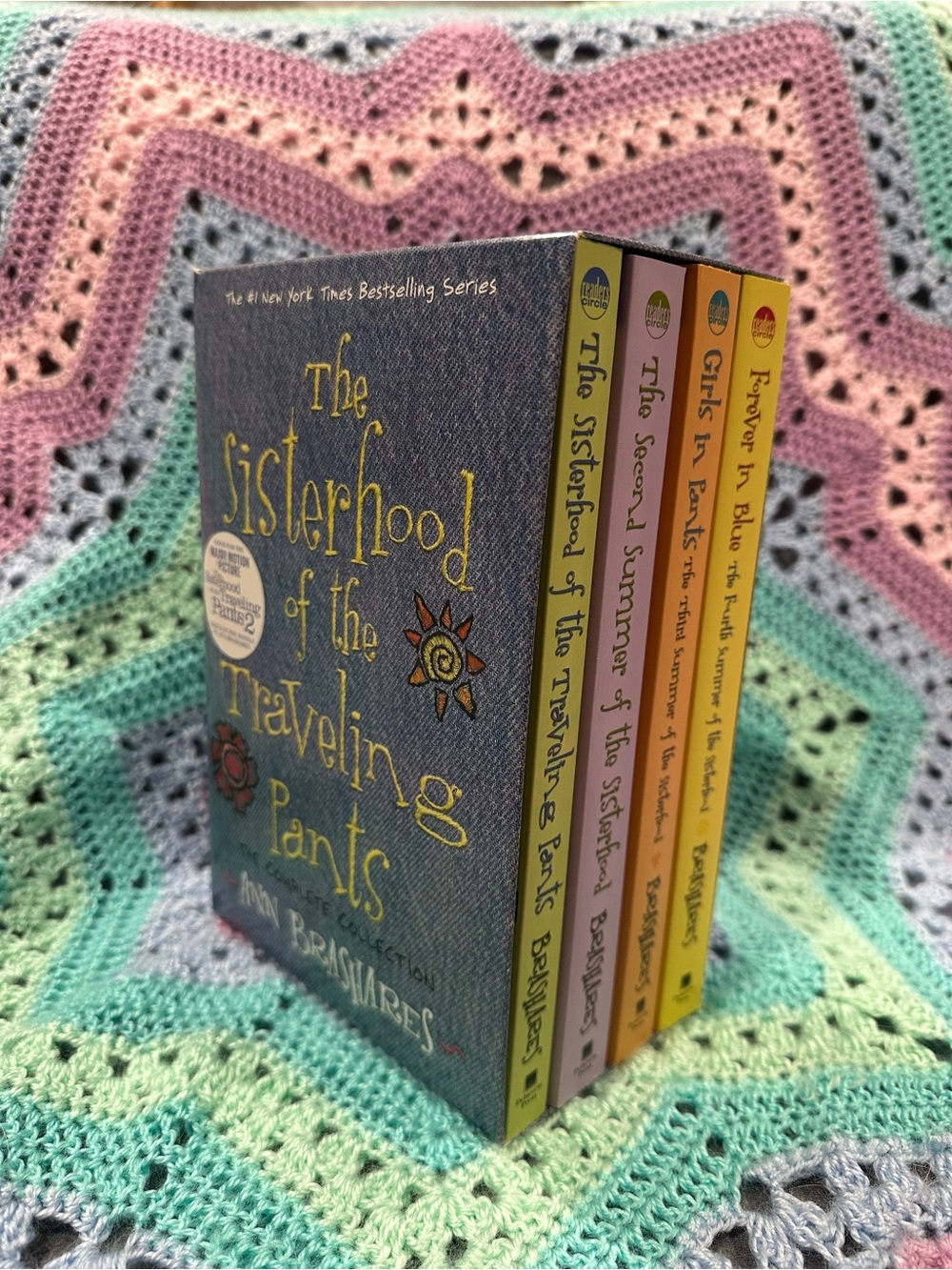 The Sisterhood of the Traveling Pants Boxed Set - Multi-Color